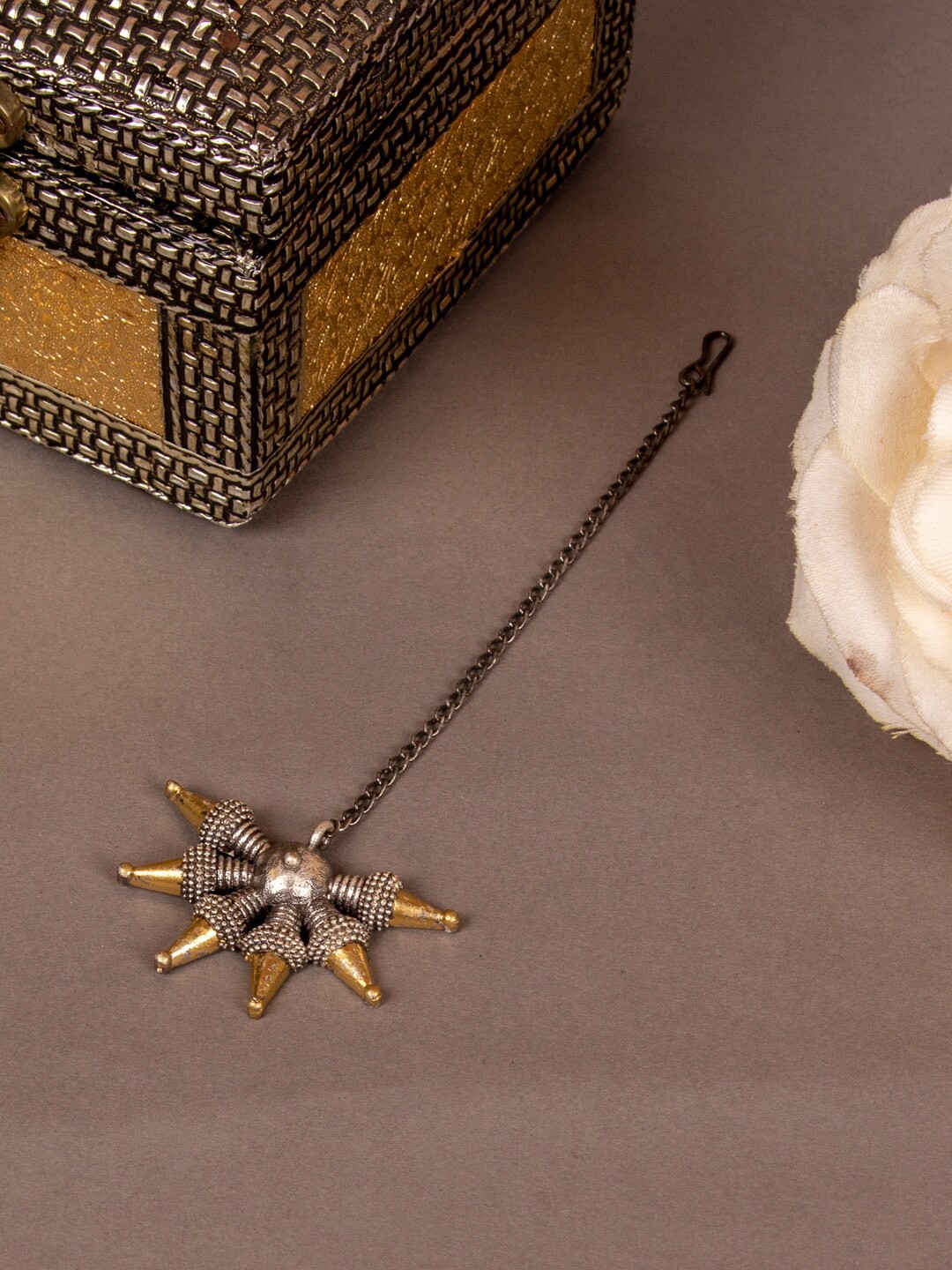 

AccessHer Silver-Plated Oxidised Maang Tika