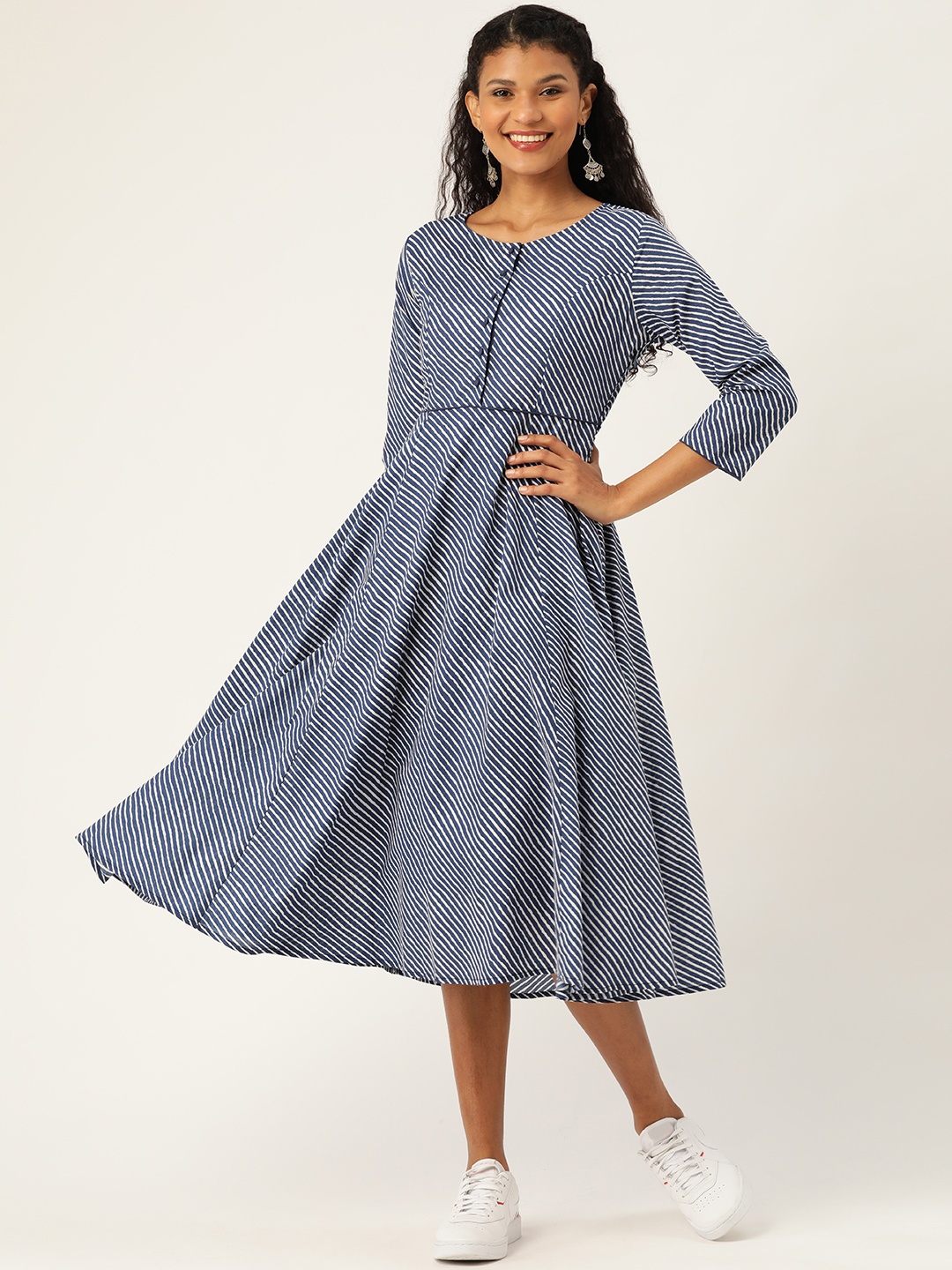 

Shae by SASSAFRAS Women Navy Blue & White Leheriya Print A-Line Dress