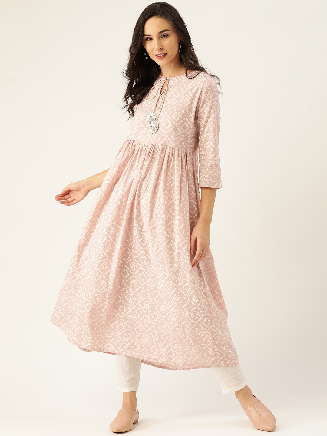 

Shae by SASSAFRAS Women Mauve & White Bandhej Print A-Line Kurta