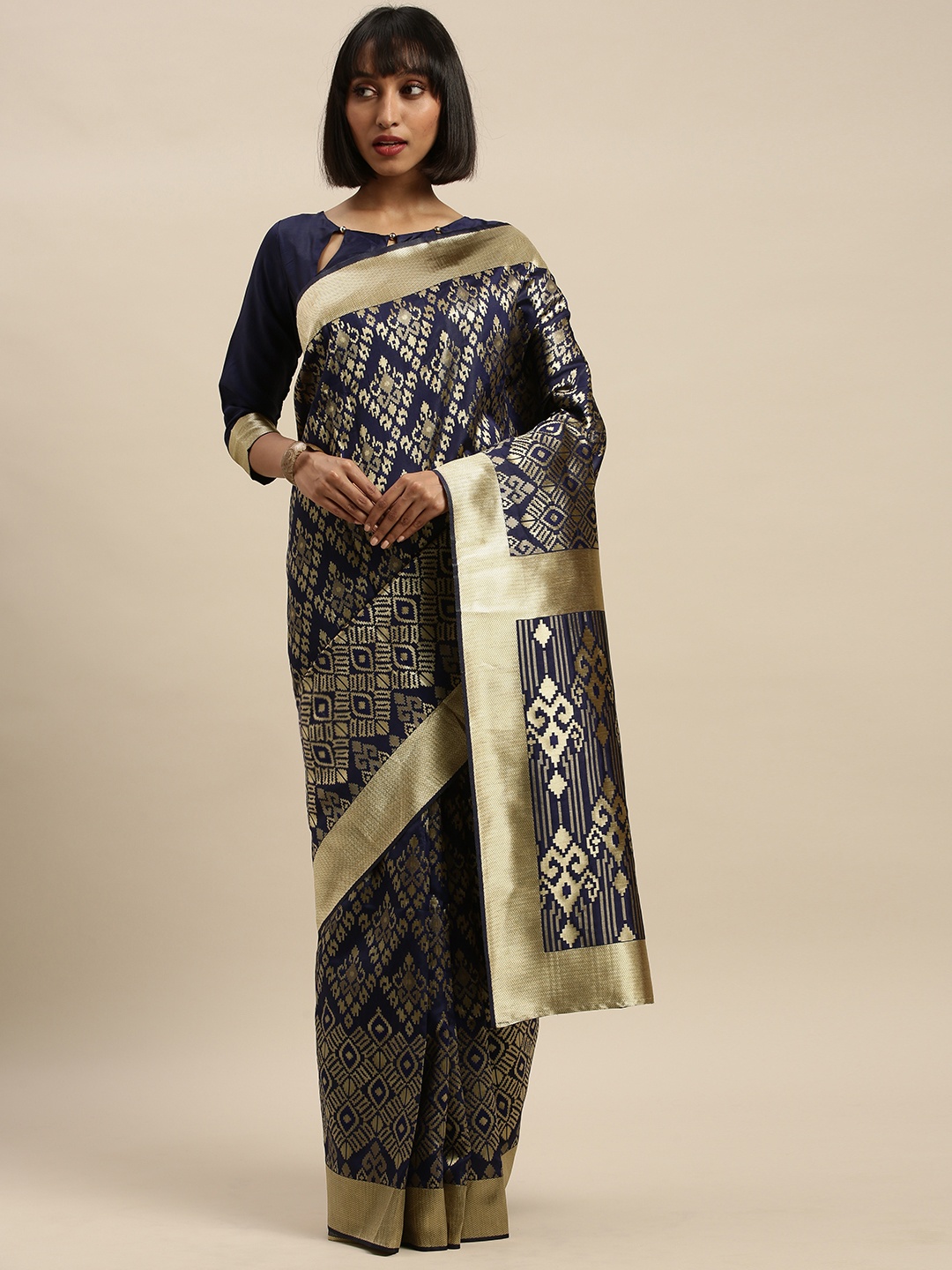 

KALINI Navy Blue & Golden Silk Blend Woven Design Kanjeevaram Saree