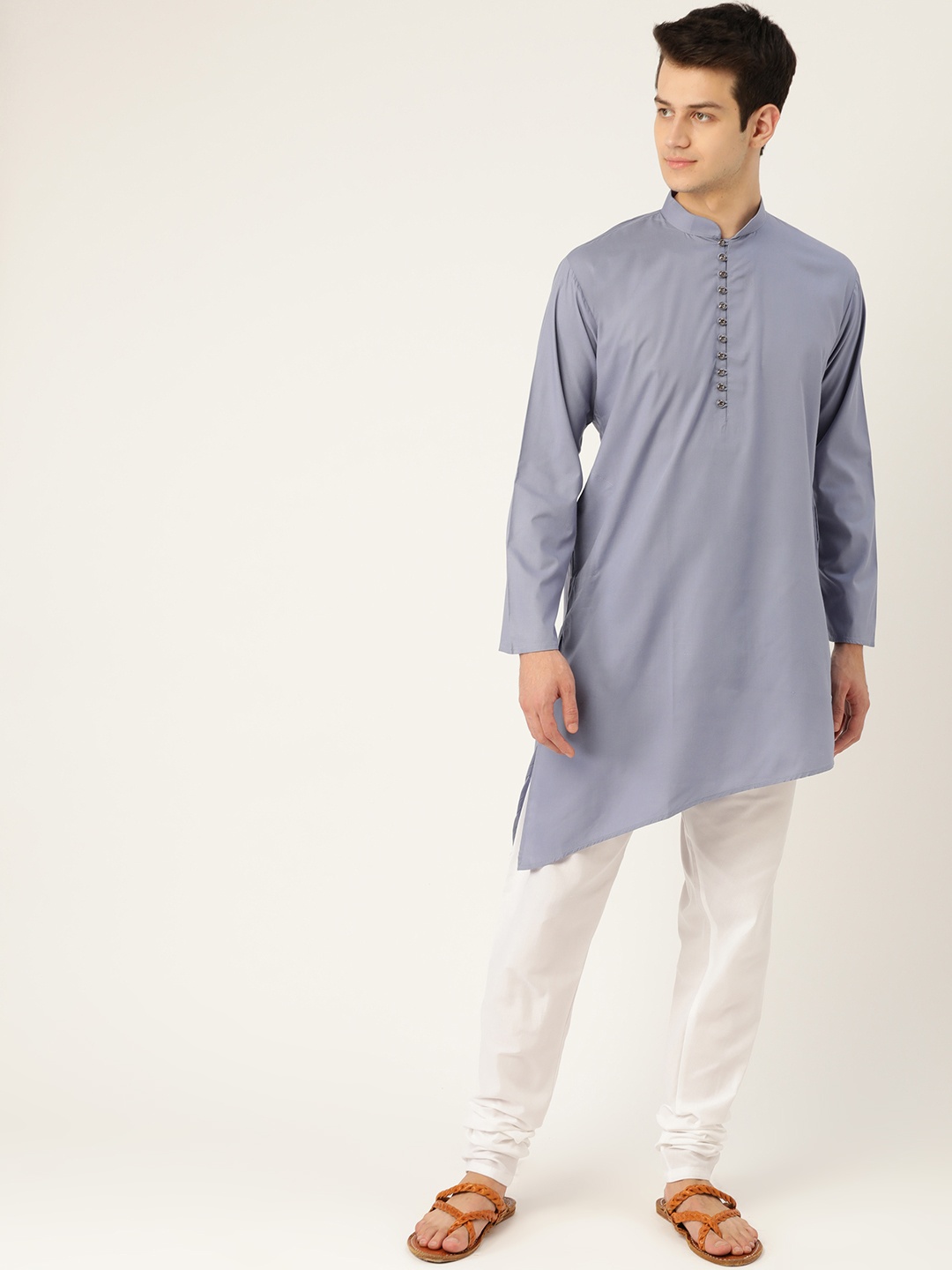 

SOJANYA Men Grey Solid Straight Kurta with Asymmetric Hem