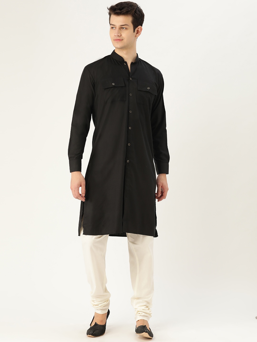 

SOJANYA Men Black Solid Straight Kurta