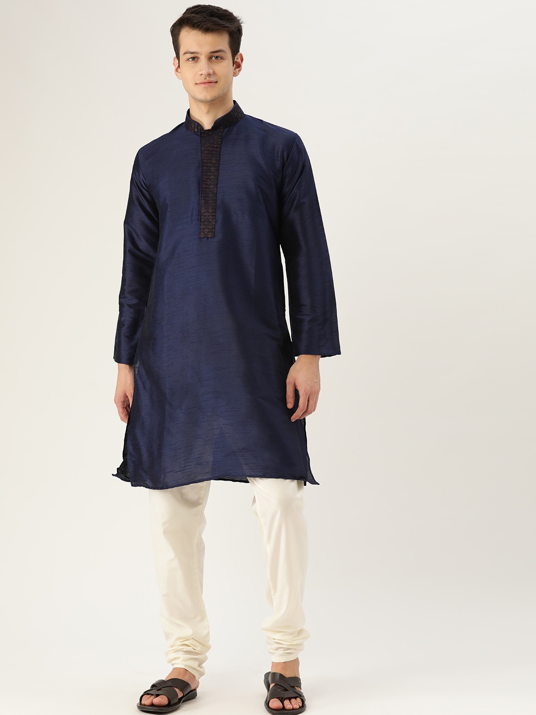 

SOJANYA Men Navy Blue Solid Straight Kurta