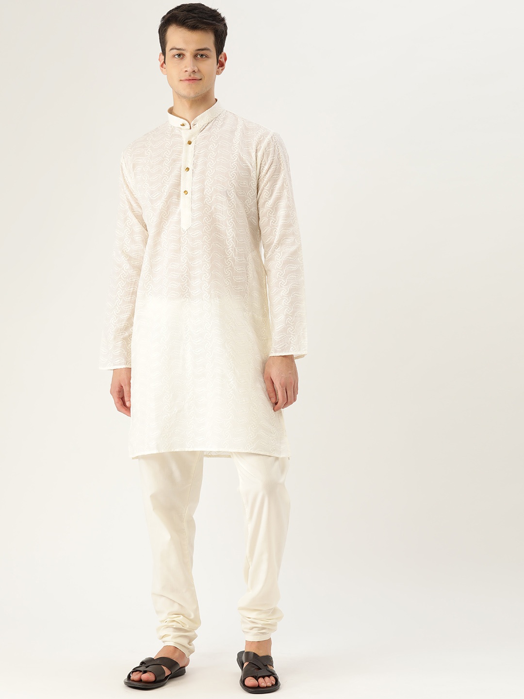 

SOJANYA Men Off-White Chikankari Embroidered Semi-Sheer Straight Kurta
