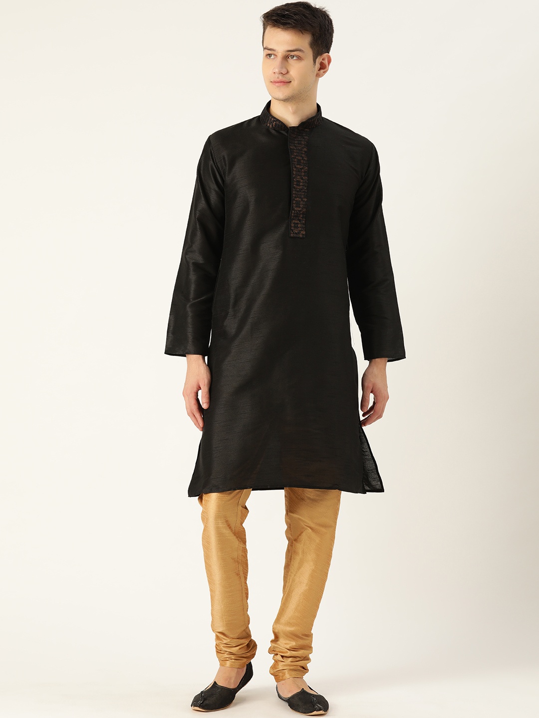 

SOJANYA Men Black & Golden Solid Kurta with Churidar