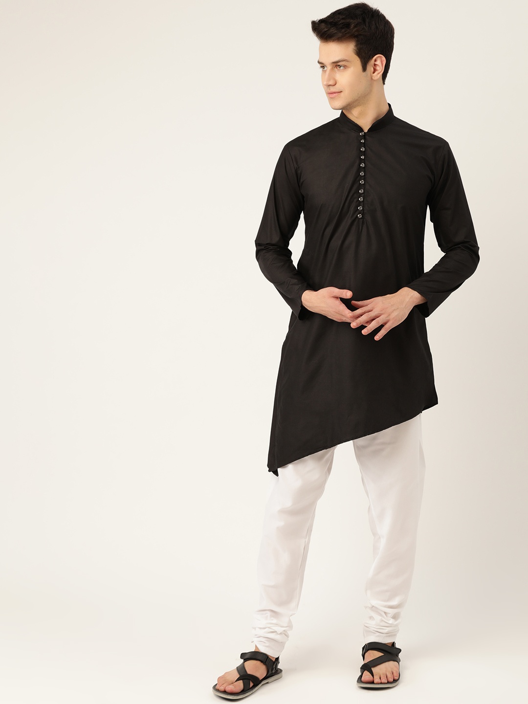 

SOJANYA Men Black Solid Straight Kurta with Asymmetric Hem
