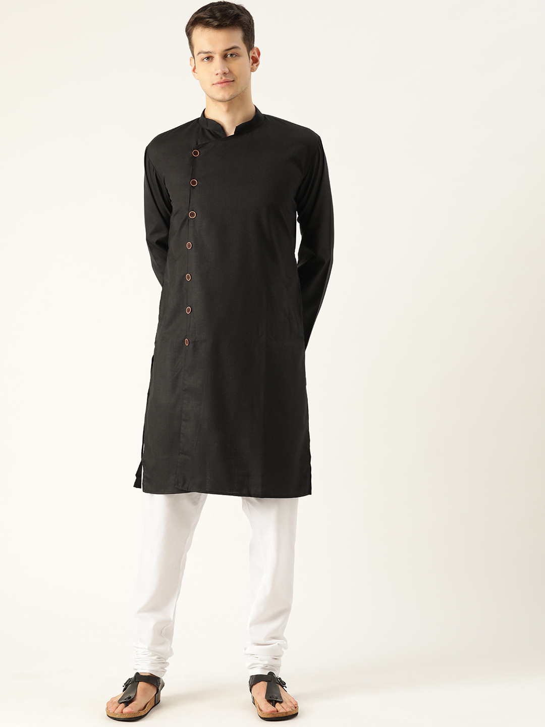 

SOJANYA Men Black & White Solid Kurta with Churidar