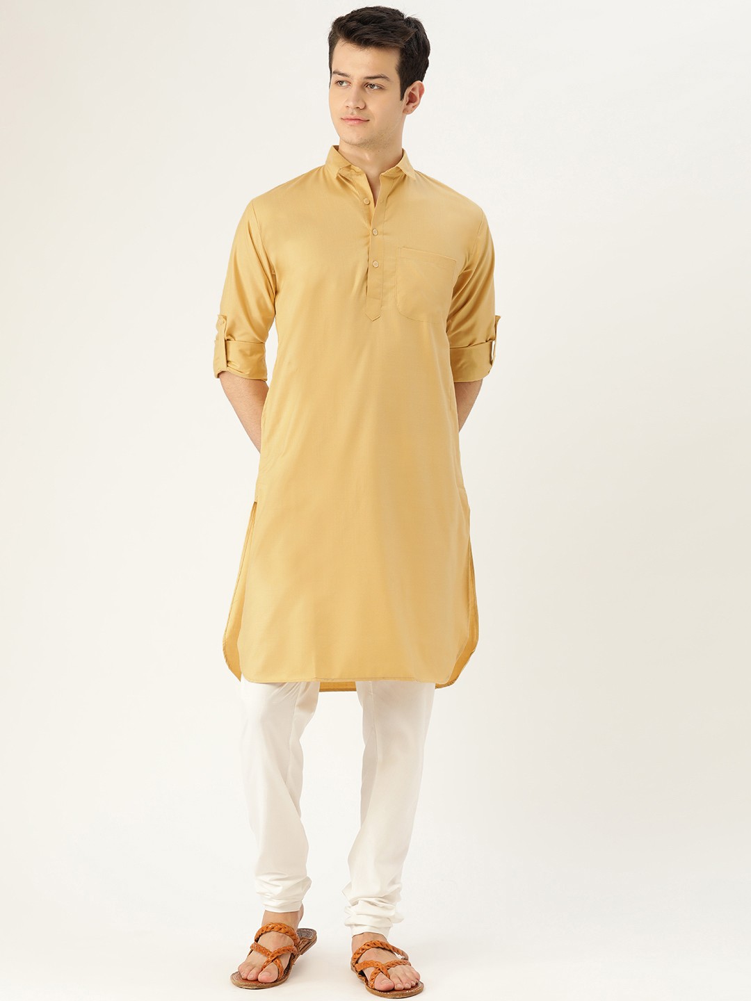 

SOJANYA Men Beige & White Solid Kurta with Churidar