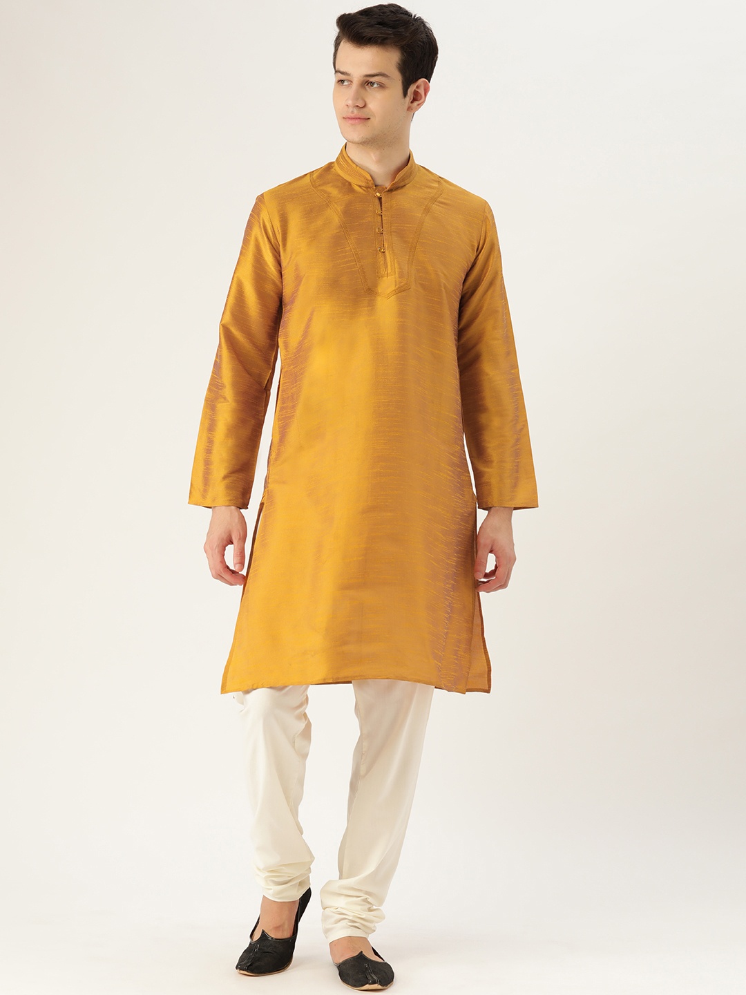 

SOJANYA Men Mustard Yellow & Off-White Solid Kurta with Churidar