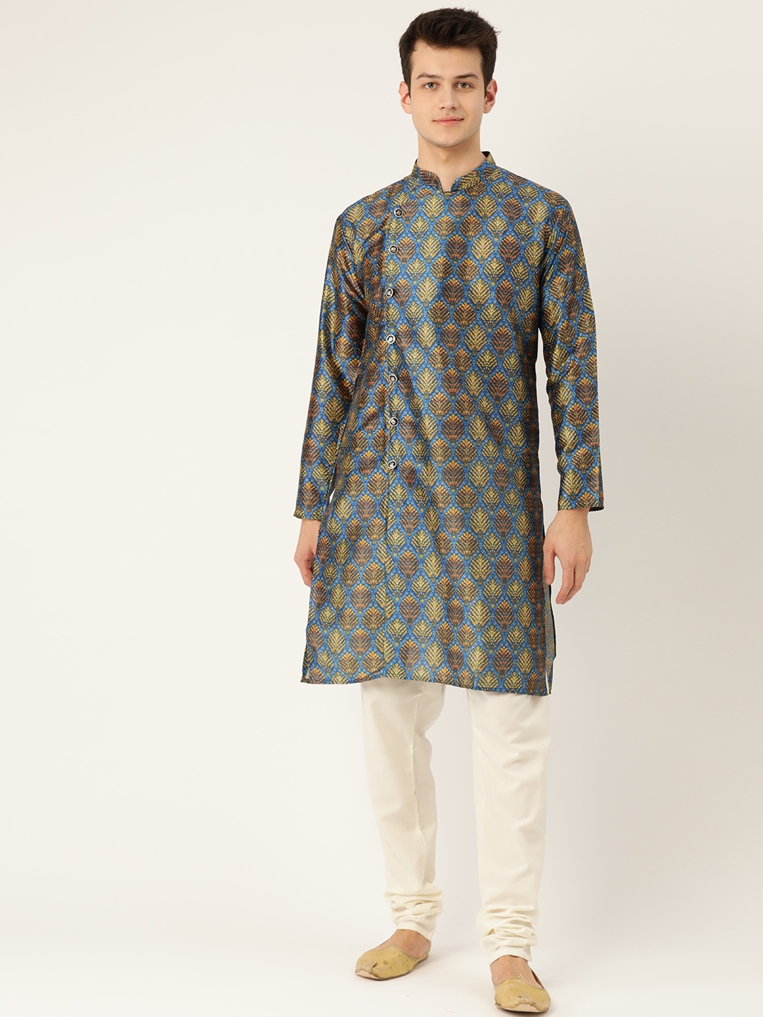 

SOJANYA Men Blue & Off-White Printed Angrakha Kurta with Churidar