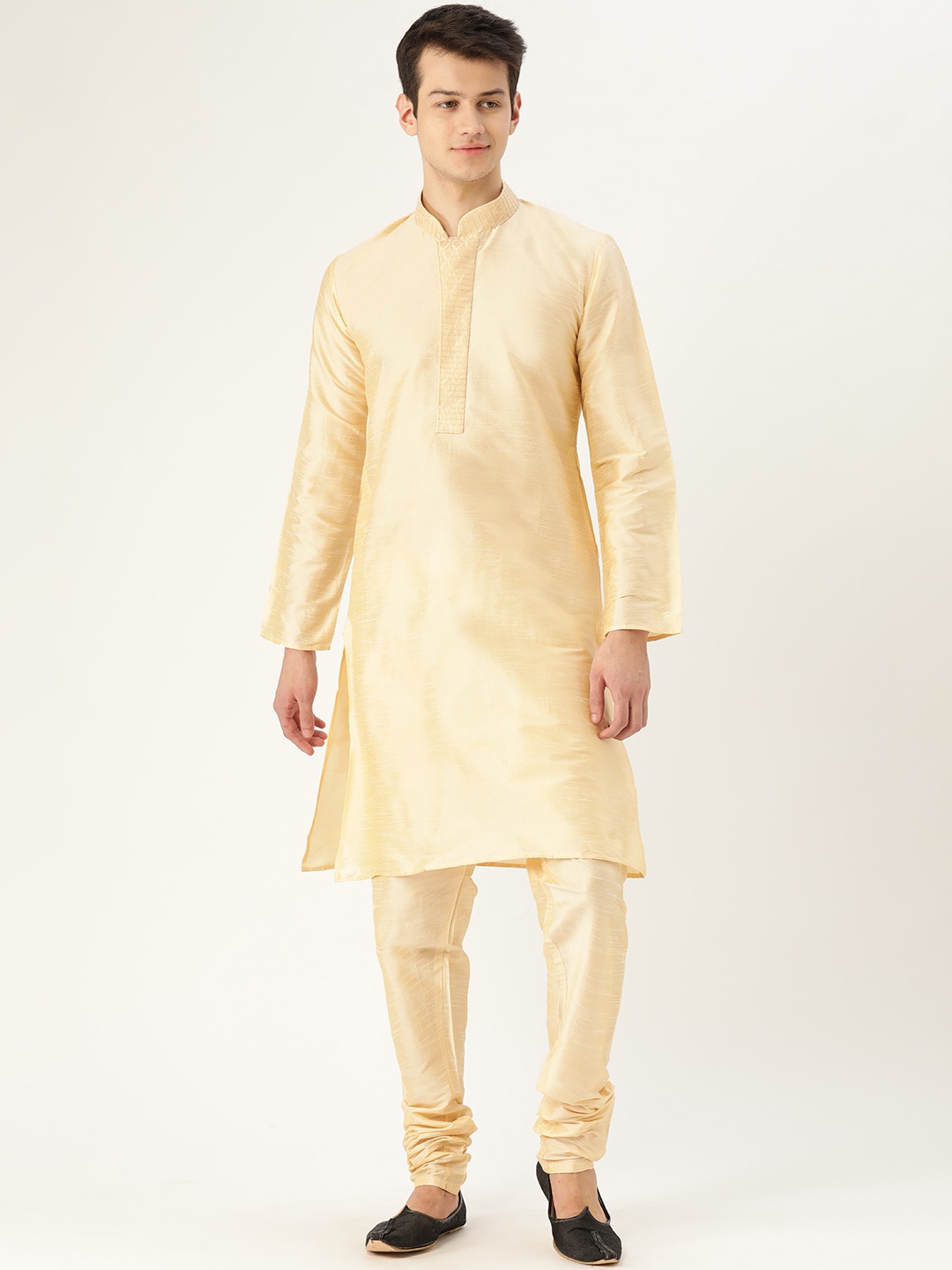 

SOJANYA Men Golden Solid Kurta with Churidar, Gold