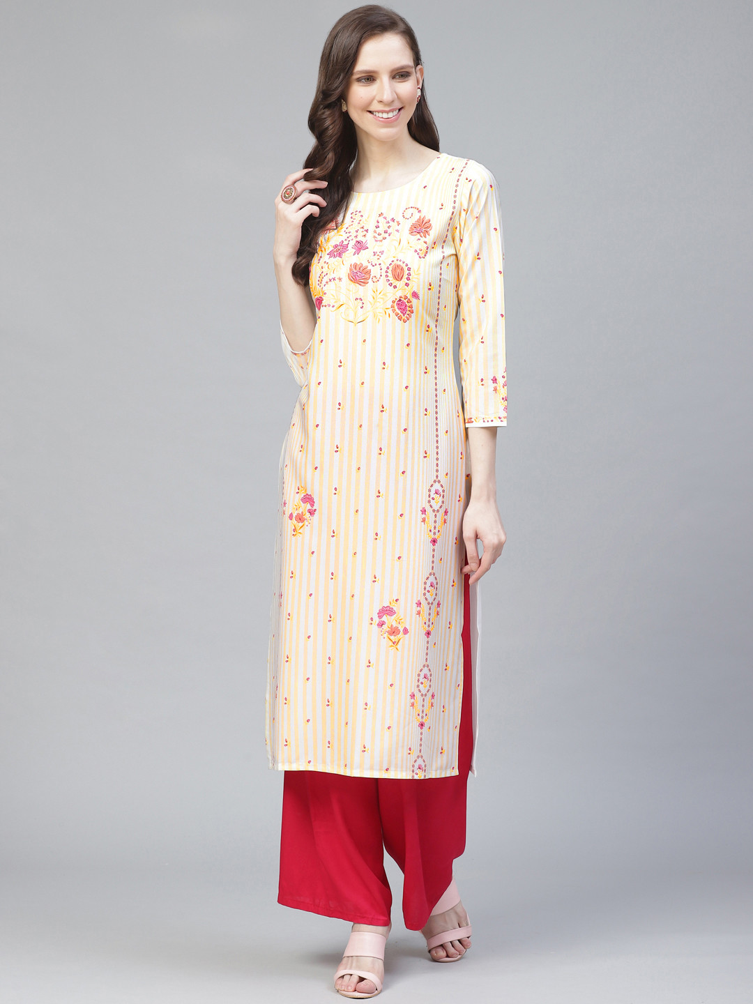 

AHIKA Women Beige & Pink Printed Straight Kurta