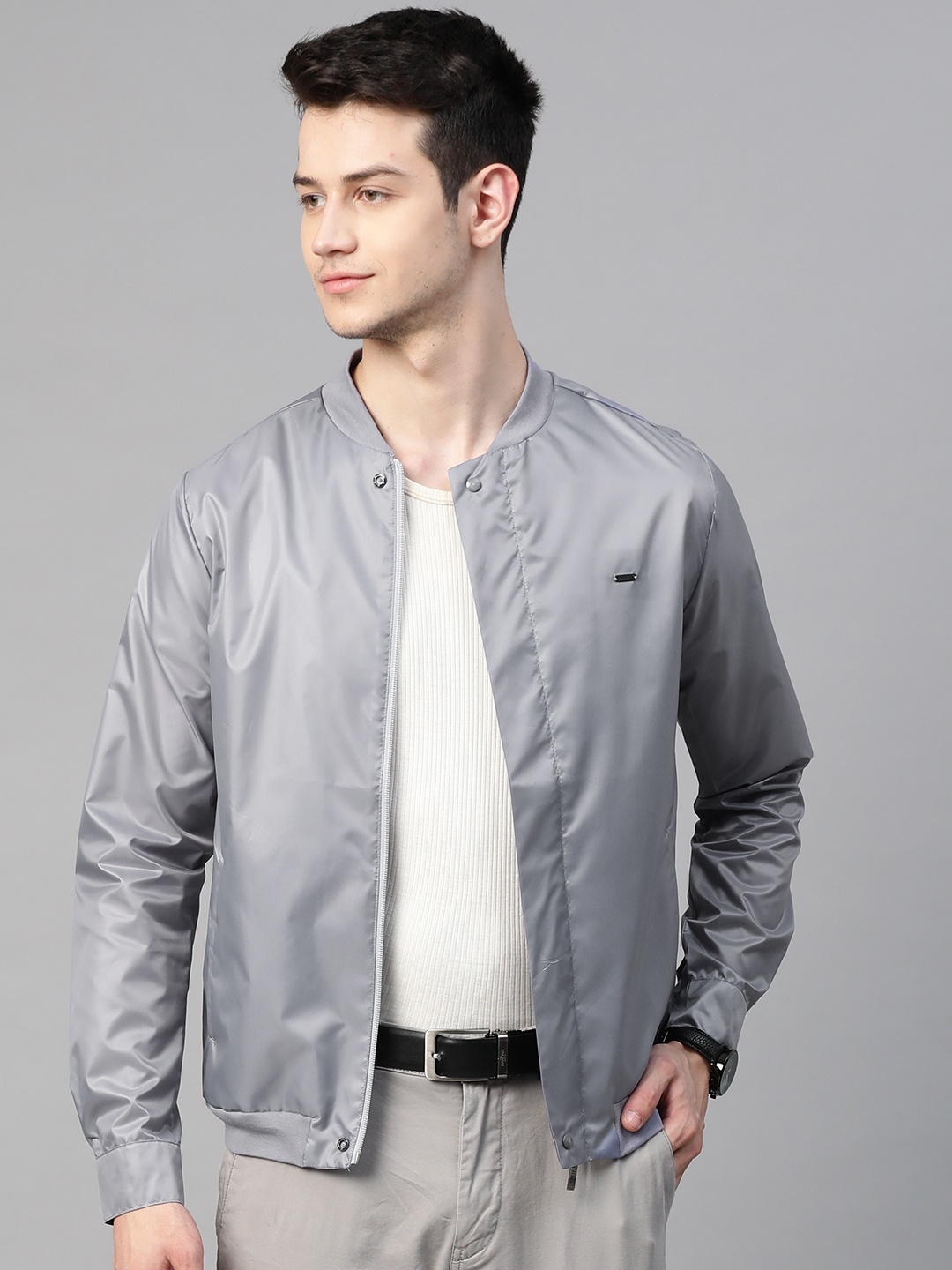 

Van Heusen Men Grey Solid Tailored Jacket