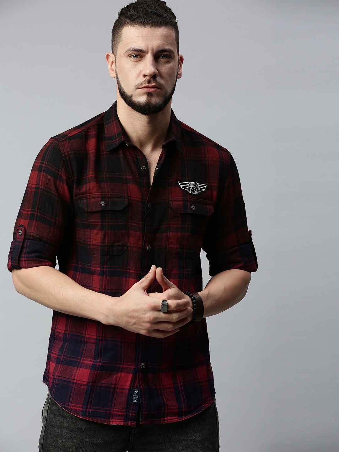 

Roadster Men Navy Blue & Red Regular Fit Checked Sustainable Casual Shirt