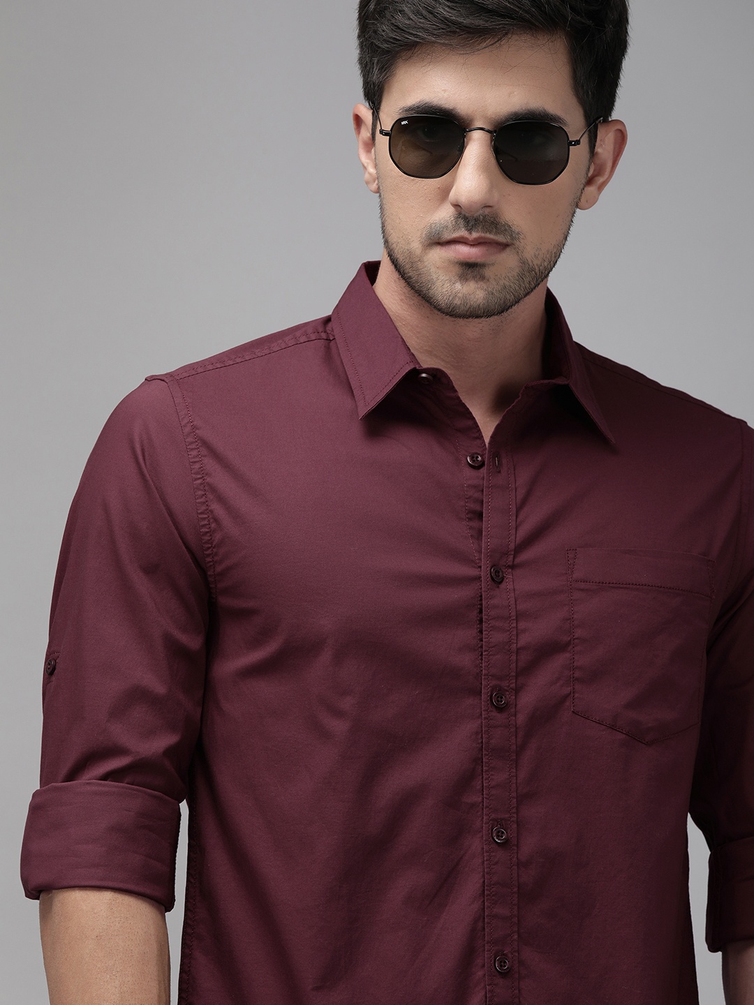 

Roadster Men Burgundy Stretchable Casual Shirt