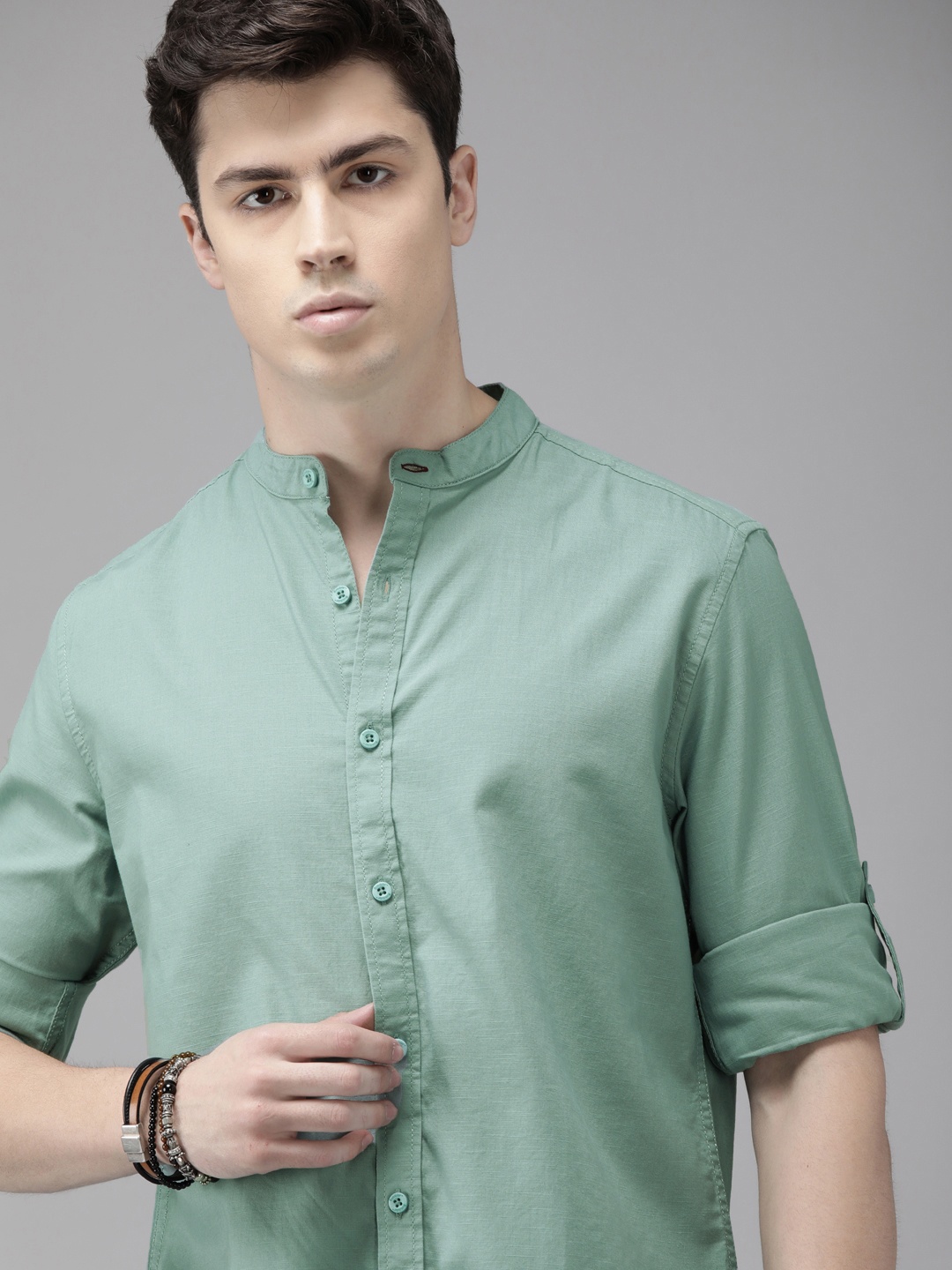 

Roadster Men Green Regular Fit Solid Casual Sustainable Shirt