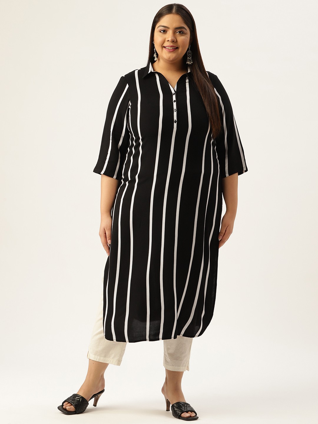 

Amydus Women Plus Size Black & White Striped Straight Kurta