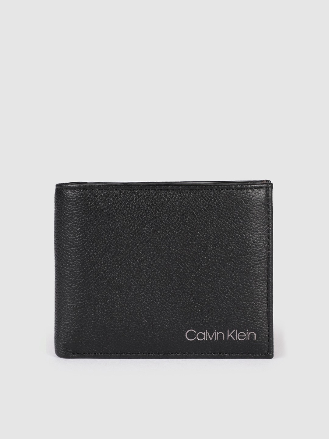 

Calvin Klein Men Black Leather Two Fold Wallet