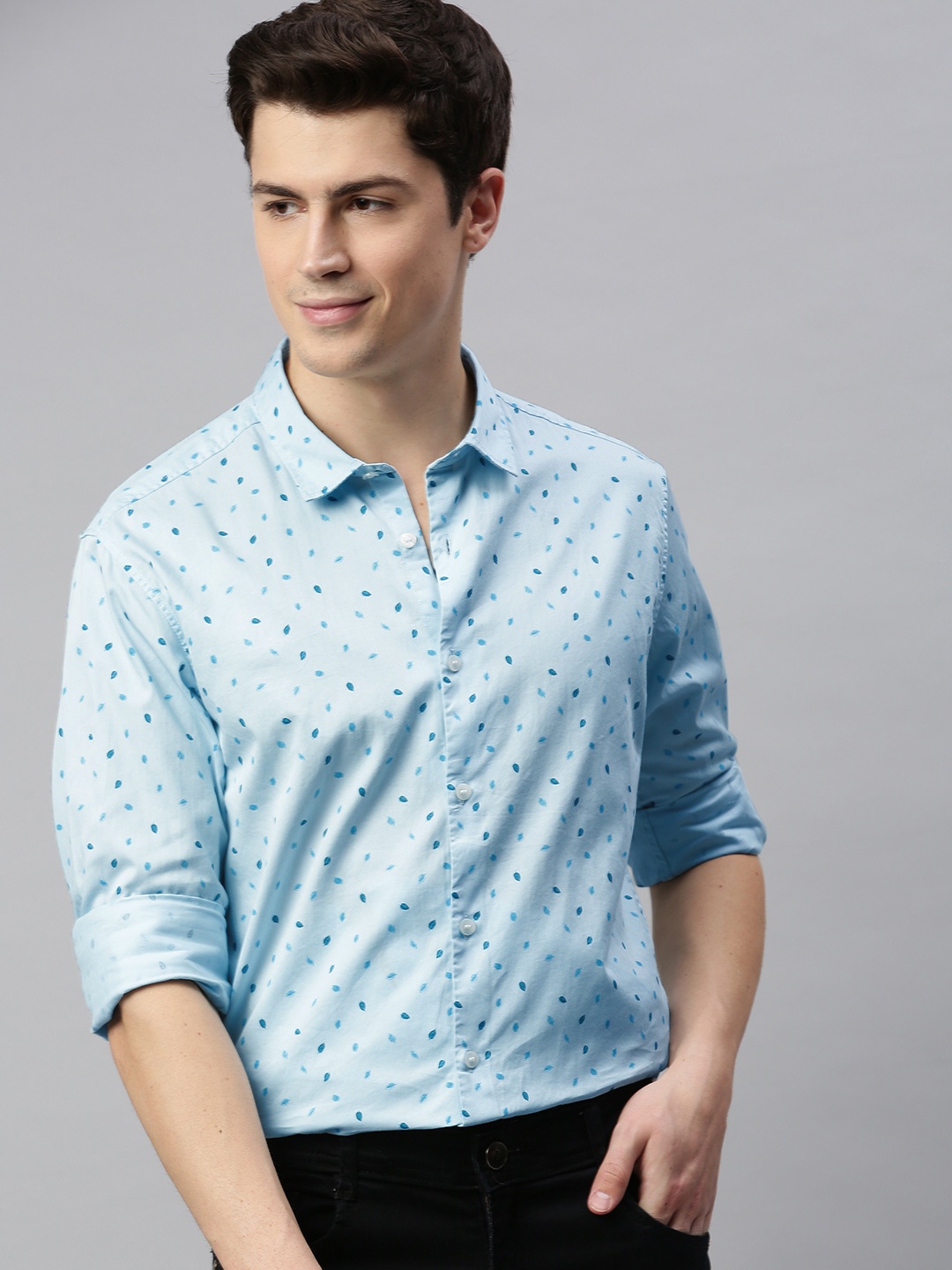 

Mast & Harbour Men Blue Regular Fit Printed Casual Shirt