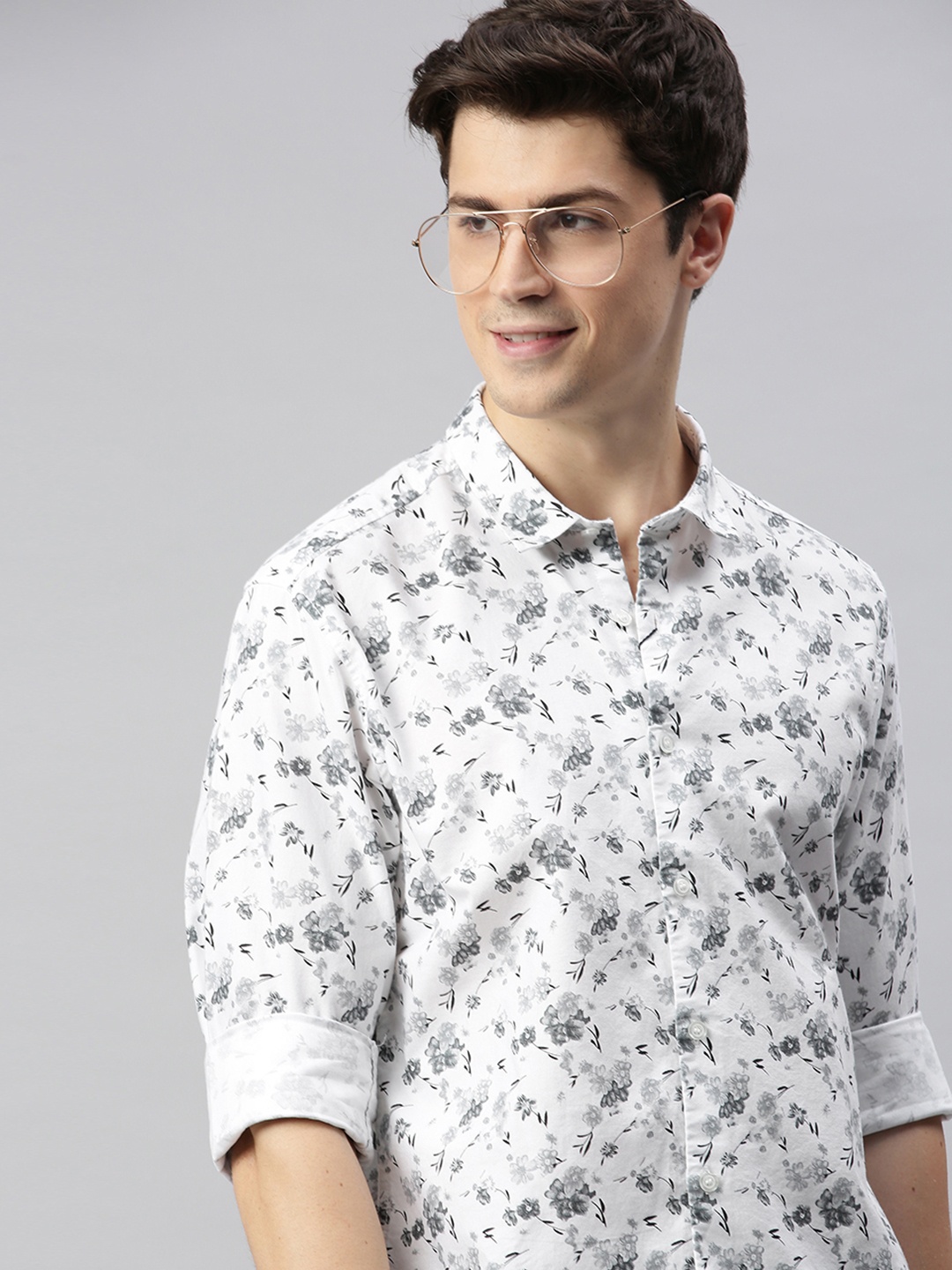 

Mast & Harbour Men White Regular Fit Printed Casual Shirt