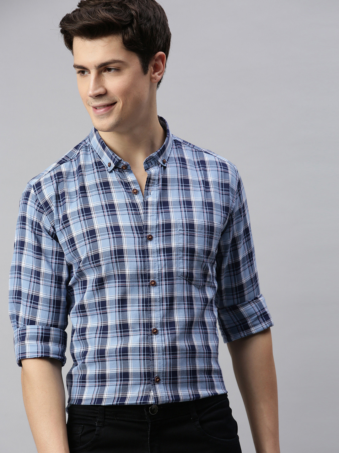 

Mast & Harbour Men Blue Regular Fit Checked Casual Shirt