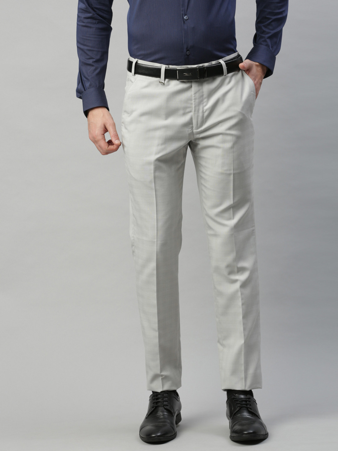 

Park Avenue Men Grey Super Slim Fit Checked Formal Trousers