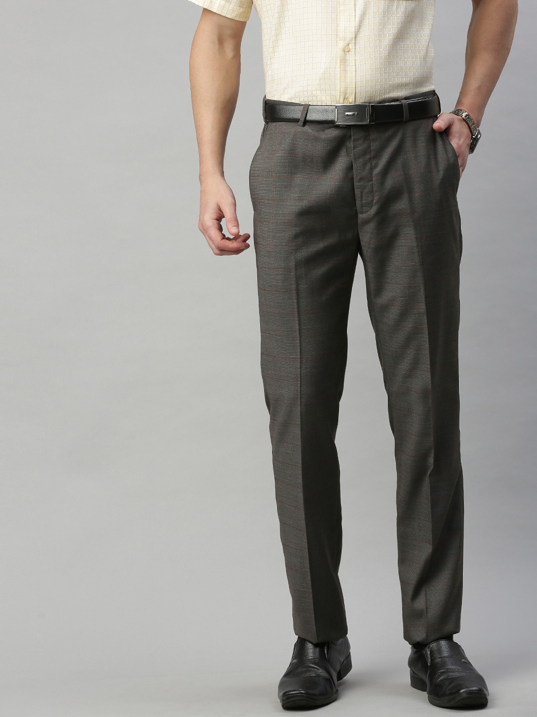 

Raymond Men Charcoal Grey & Brown Contemporary Fit Checked Formal Trousers