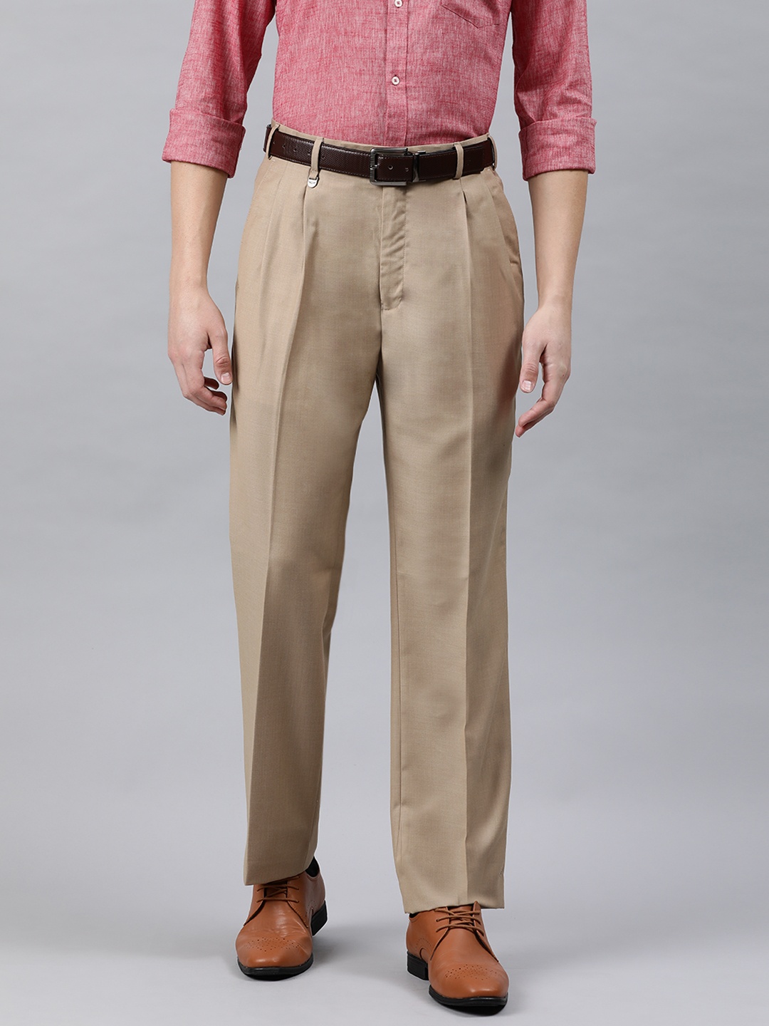 

Park Avenue Men Beige Comfort Fit Solid Formal Trousers