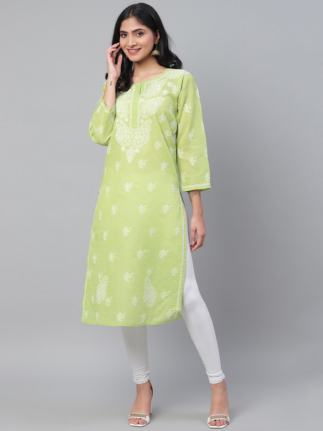 

ADA Women Green & White Chikankari Hand Embroidered Straight Sustainable Handloom Kurta