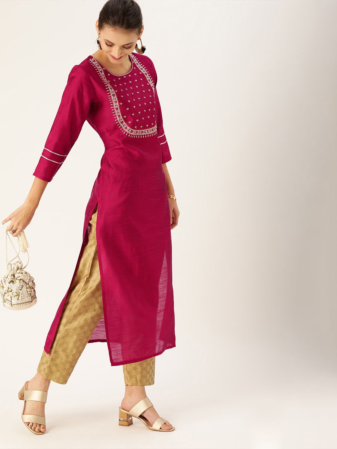 

Varanga Women Round neck Embellished Straight Kurta, Magenta