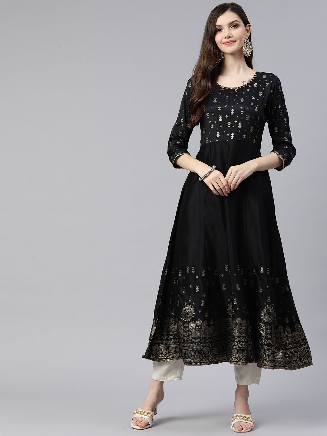 

Rangriti Women Ethnic Motifs Printed Anarkali Kurta, Black