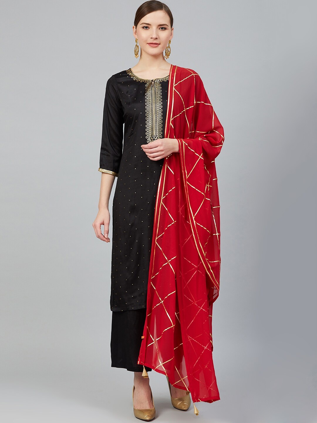 

Rangriti Women Black and Gold-Toned Printed Sequinned Kurta with Palazzos & Dupatta