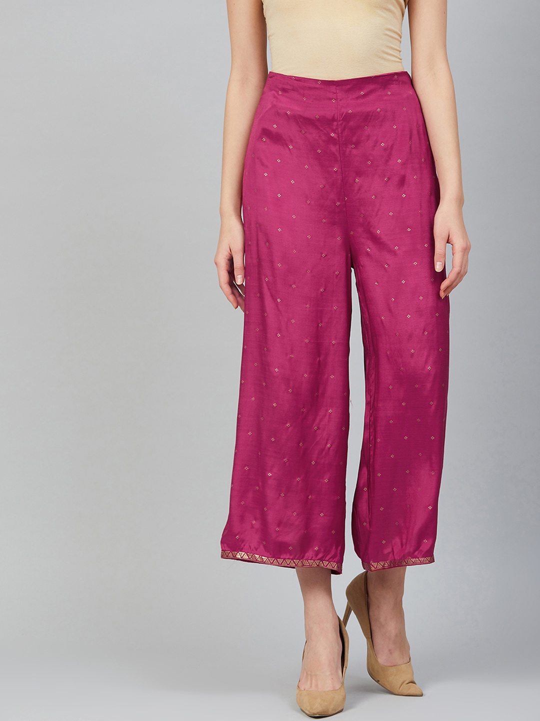 

Rangriti Women Pink & Golden Printed Straight Palazzos