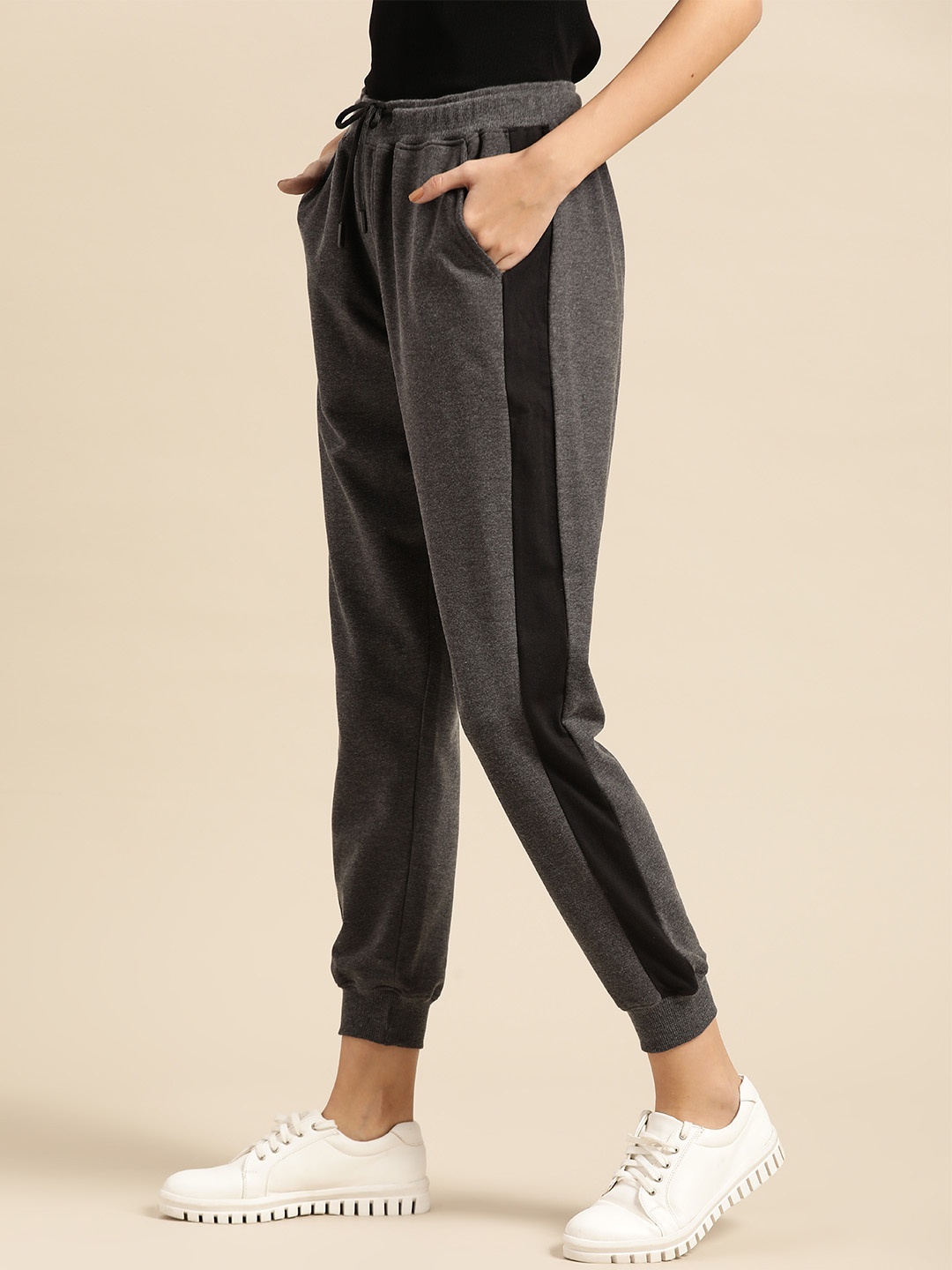 

ether Women Charcoal Grey Straight-Fit Solid Joggers with Side Stripe Detail