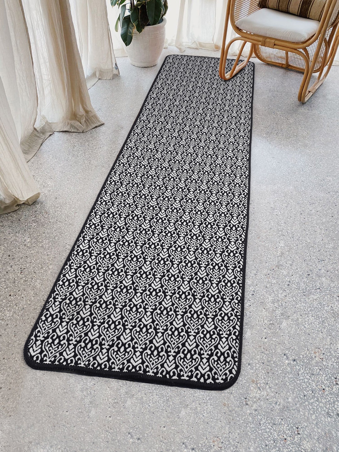 

Saral Home Black & Beige Ethnic Motifs Jacquard Anti-Skid Floor Runner