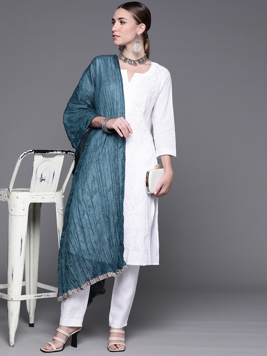 

Biba Teal Green Solid Pure Cotton Dupatta