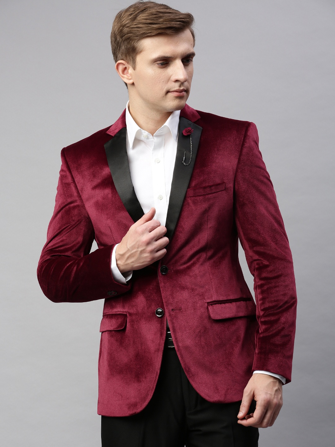 

Park Avenue Men Maroon Solid Super Slim Fit Single-Breasted Velvet Formal Blazer