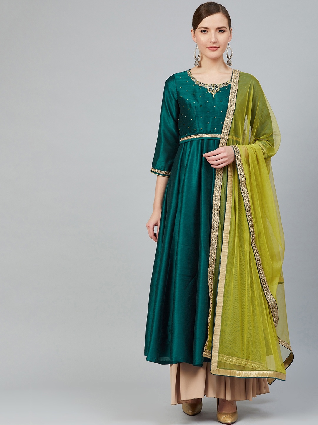 

Rangriti Women Green & Golden Yoke Design Anarkali Kurta with Dupatta & Belt