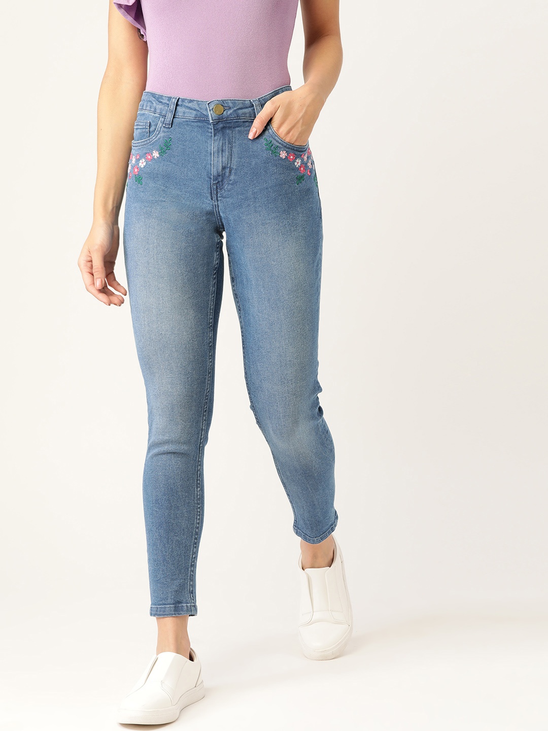 

DressBerry Women Blue Skinny Fit Mid-Rise Clean Look Stretchable Jeans
