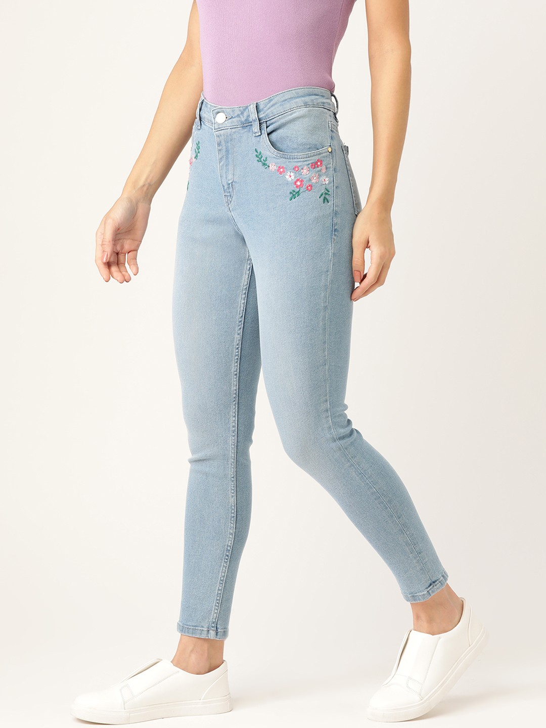 

DressBerry Women Blue Skinny Fit Mid-Rise Clean Look Stretchable Jeans