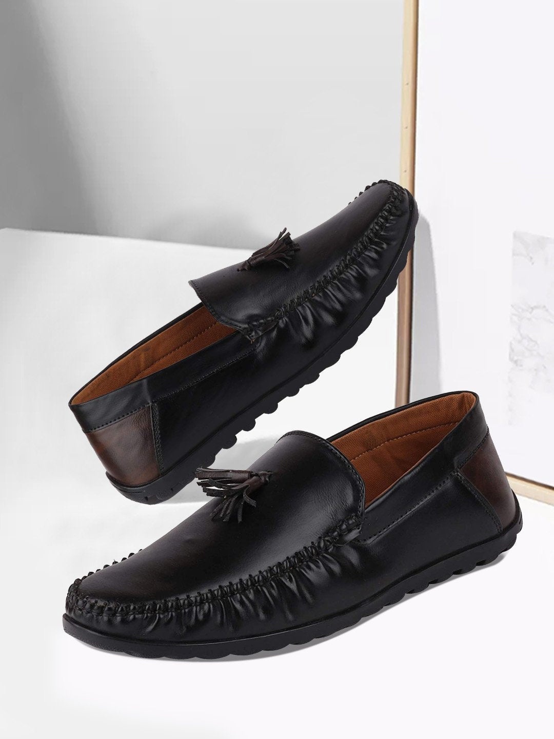 

FAUSTO Men Black & Brown Colourblocked Loafers