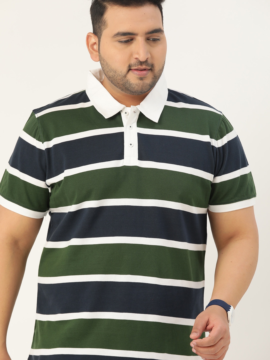 

Sztori Men Plus Size Green White Pure Cotton Striped Pure Cotton T-shirt