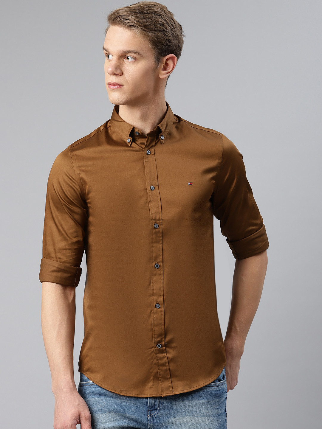 

Tommy Hilfiger Men Brown Satin Finish Stretchable Casual Shirt