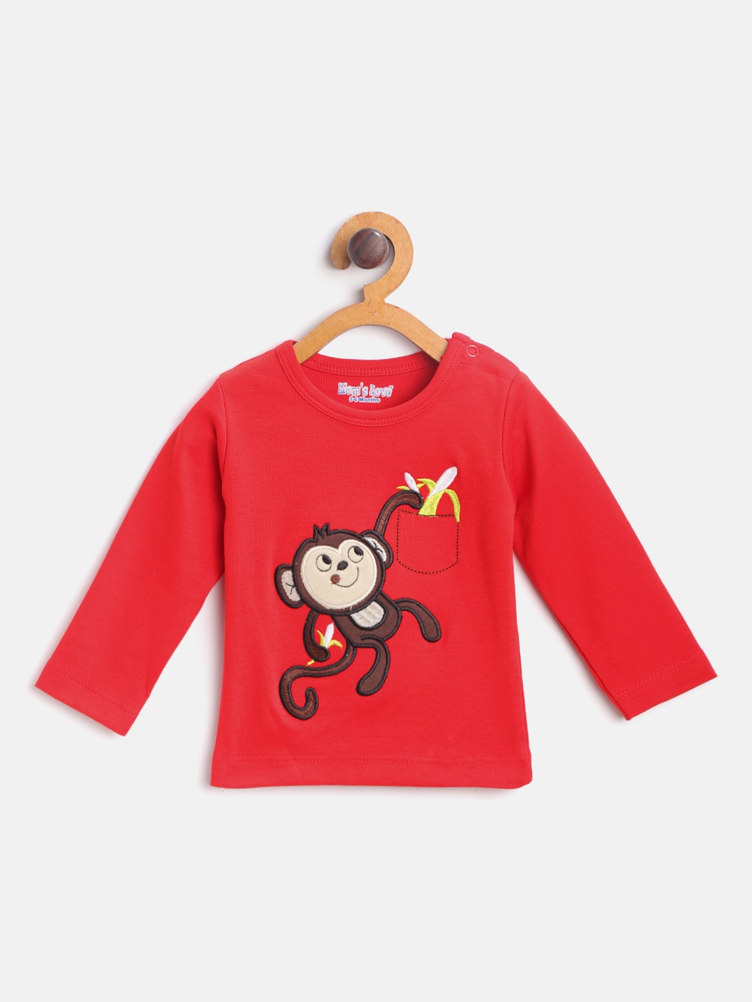 

Moms Love Boys Red Round Neck T-shirt With Applique Detail