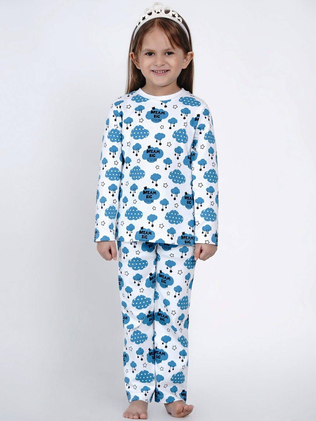 

berrytree Girls Blue & White Clouds Print Organic Cotton Night Suit