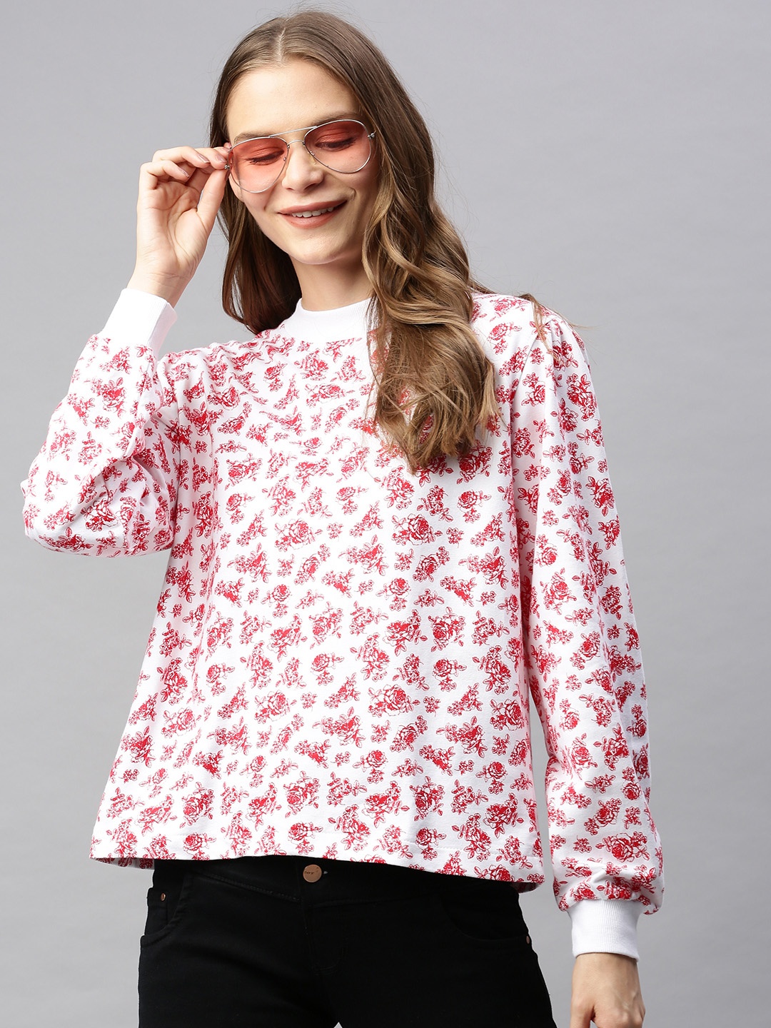 

Flying Machine Women White & Red Floral Printed Pullover Sweatshirt