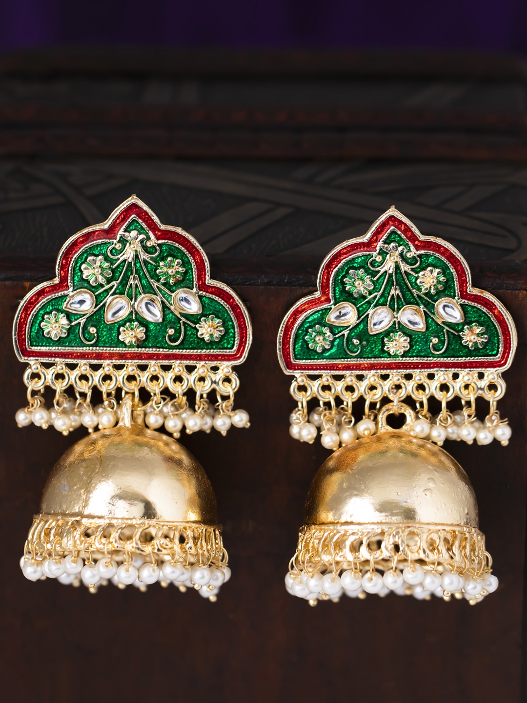 

Sukkhi Gold-Plated & Green Meenakari Dome Shaped Jhumkas