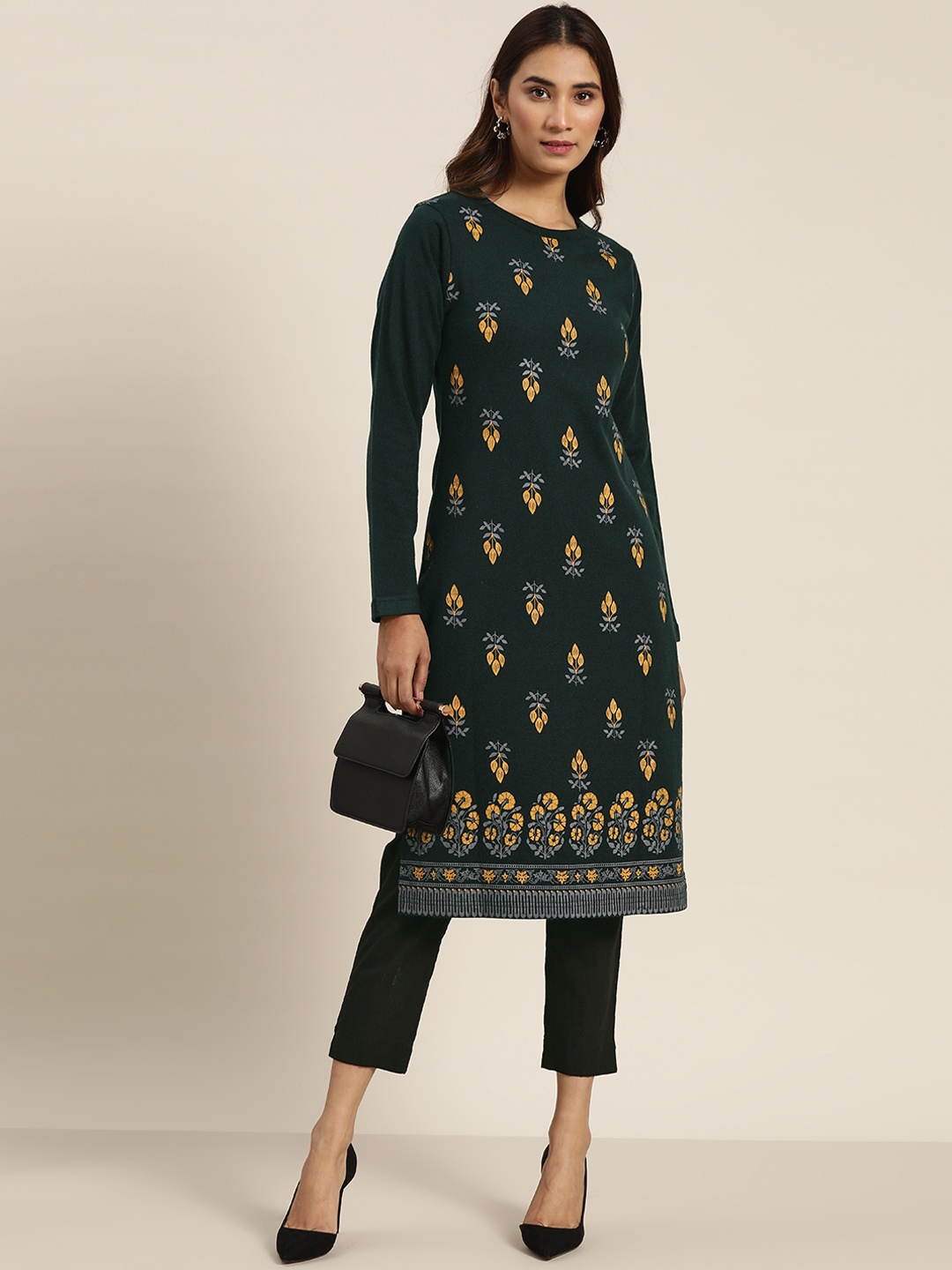 

Sangria Women Green & Mustard Yellow Printed Straight Winter Kurta