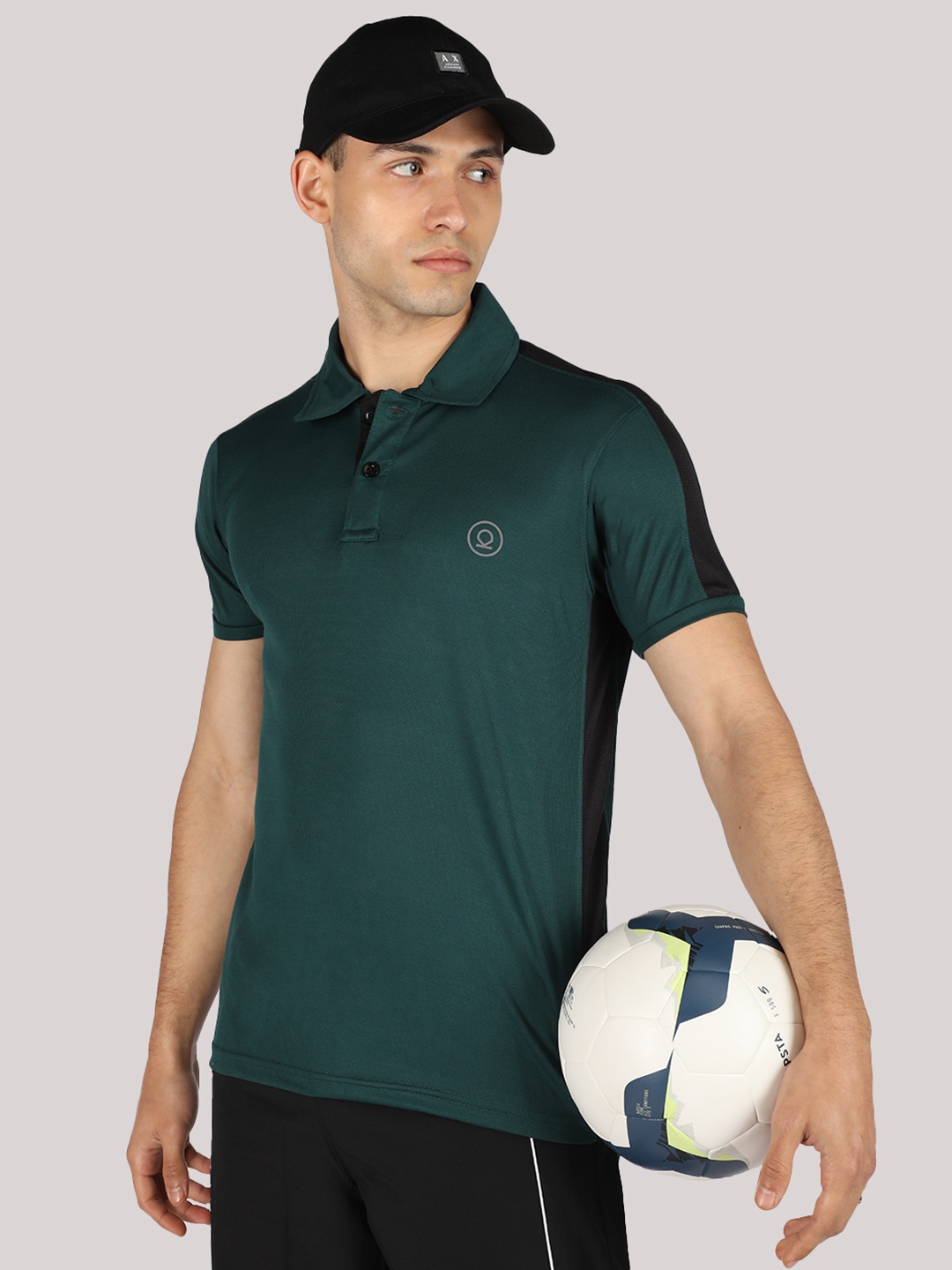 

CHKOKKO Men Green Solid Polo Collar Gym T-shirt