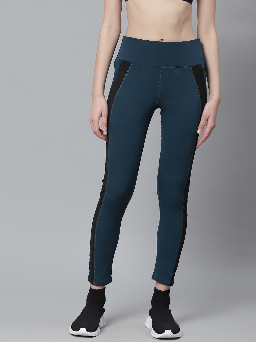

CHKOKKO Women Navy Black Solid Yoga Tights, Navy blue